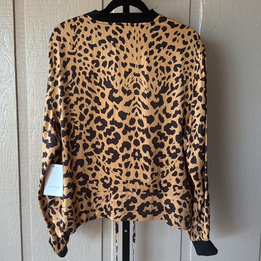 NWT Leopard Print Bomber Jacket - Picture 3 of 3